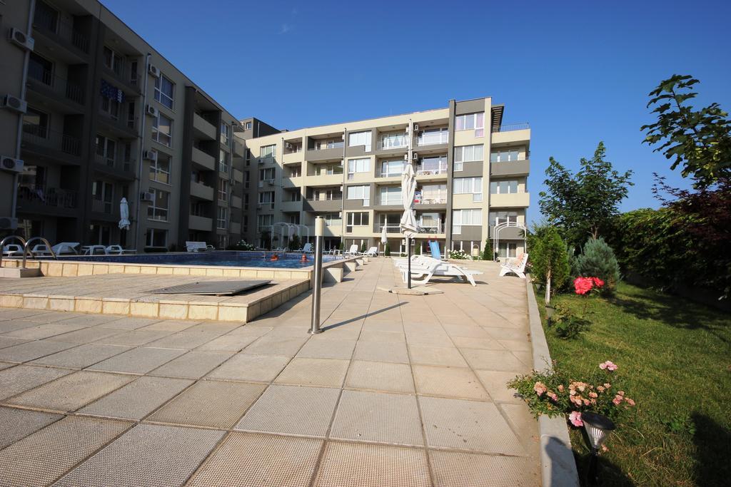 Menada Butterfly Apartment Sveti Vlas Luaran gambar