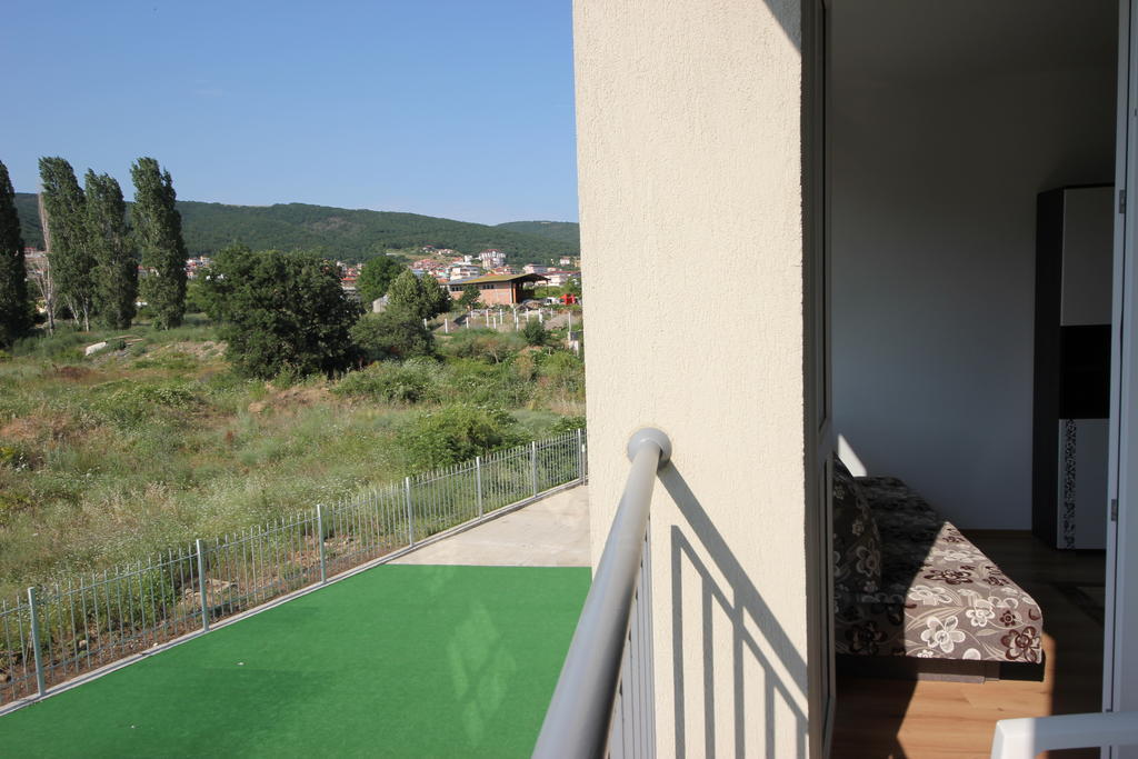 Menada Butterfly Apartment Sveti Vlas Luaran gambar